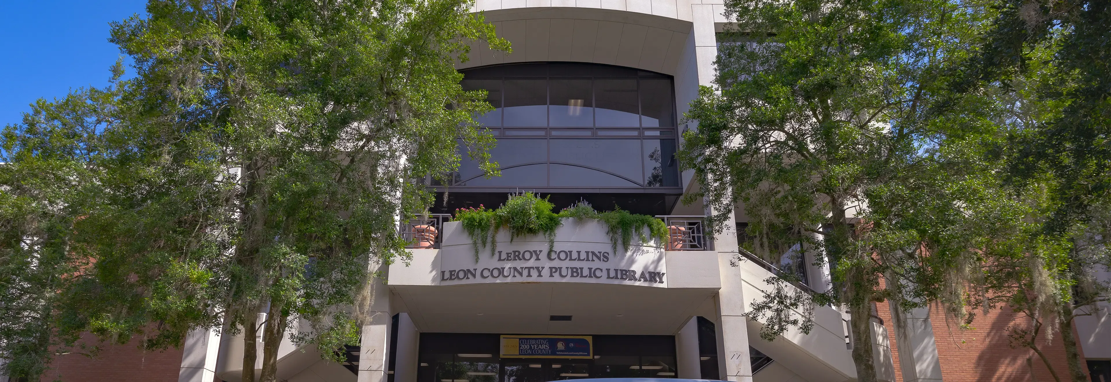 LeRoy Collins Leon County Main Library building exterior